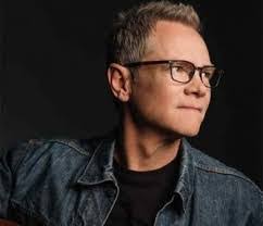 Josh Arnett's Instagram, Twitter & Facebook