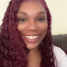 Monique Williams engadiu unha nova foto.