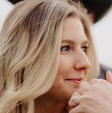 Tori Martin and Dan Huggins's Wedding Website