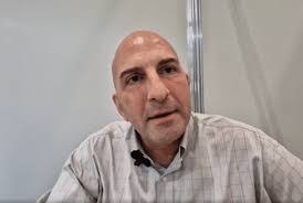 Darren Schaefer's Instagram, Twitter & Facebook