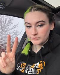 eileen 🤍 (@eileen.rowan) • Instagram photos and videos