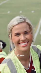 Lucy Lipscomb (@lucylipscombbb)