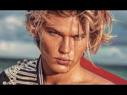 Male Model: JORDAN BARRETT