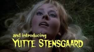 Lust for a Vampire (1971)