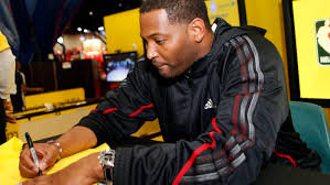 Horry joined o'neal on the los angeles lakers by way of a january 1997 trade from the phoenix suns, thanks to the towel he threw in coach danny ainge's face days before. Robert Horry Is A Hall Of Famer This Should Not Even Be A Debate The Dream Shake