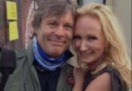 Jane Dickinson Wiki, Años (Bruce Dickinson's Wife) Biografía, Familia y  Hechos