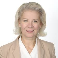 If you've ever wondered how Royal Kingdom is different from Royal Match…  let Jimmy Fallon explain it for you. In song, of course.........