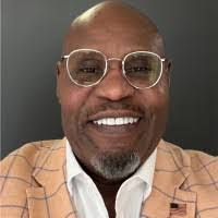 Ayesha Arnold's Instagram, Twitter & Facebook