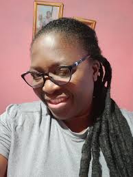 Hi my name is Darla I'm 47 and from the Cayman Islands. I'm looking for pen  pals from across the world.