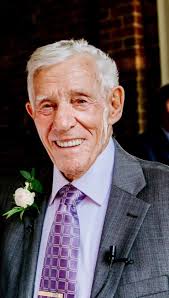 Robert Gene McQuery, 94