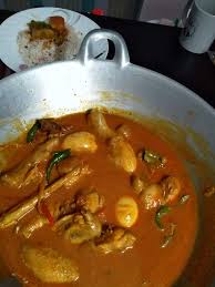 Bahan ayam gulai kuning : Namakucella Gulai Ayam Telur Rebus Lauk Nasi Dagang