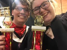 Hi all! I just wanted to introduce myself and share a photo of me! I'm  Jordan Evans, and I loved being in a choir in college so here we are!