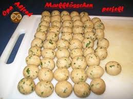 Suppeneinlagen Opa Alfred S Feine Marklosschen Rezept Rezept Suppeneinlagen Klare Suppen Mit Einlage Der Perfekte Pizzateig