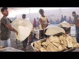 Amazing King Of Rumali Roti In Hyderabad Biggest Rumali Roti Making Indian Street Food Youtube Rumali Roti Indian Street Food Street Food