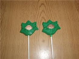 Washcloth lollipops are often used as favors at baby showers. Baby In Cabbage Chocolate Lollipops Baby Shower Favors Rottieprincess Candy And Gifts