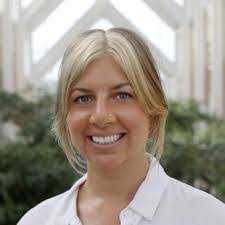 Amy Henson's Instagram, Twitter & Facebook