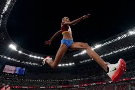 La atleta yulimar rojas se ha convertido, al ganar con récord mundial el triple salto, en la primera mujer venezolana hasta ahora, venezuela ha conseguido en tokio 2020 cuatro medallas, el. 3u8aokz8kf8jbm
