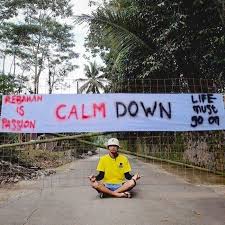 Последние твиты от lockdown in uk (@lockdowninuk). Bikin Ngakak Rupa Rupa Spanduk Lockdown Khas Indonesia Lauk Daun Sampai Download