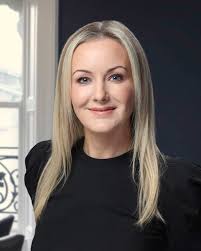 Freda Murphy's Instagram, Twitter & Facebook