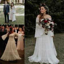 2019 A Line Lace Bohemian Wedding Dresses Western Country Garden Forest Off Shoulder Long Sleeve Bridal Gowns Plus Size