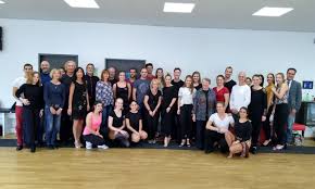 The countries in the bank's region of operations have been hit by widescale social. Viel Spass Und Viel Gelernt Breitensportworkshop Mit Let S Dance Profi Evgeny Vinokurov