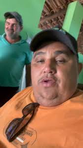 Que orgulho ver o encontro em SAQUAREMA RJ dessa dupla de manos ! EX  FUZILEIROS NAVAL..cultivando as tradições do Sul..jamir era o cameramam  kkkk meus cantores preferidos amo!❤️❤️❤️❤️saudades!!!