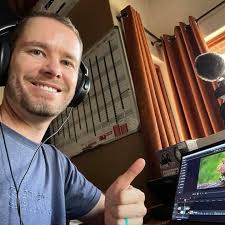 📸✨ Featured Photographer: Villiers Steyn AKA "The Safari Expert" ✨📸 In  our latest issue, we are profoundly grateful for the stunning caracal cover  image captured by the incredibly talented Villiers Steyn! Known