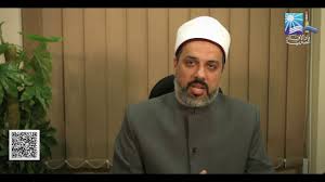 حكم تغطية المرأة شعرها أثناء قراءة القرآن في المنزل الافت مصراوى
