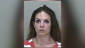 Alexis Yates's Instagram, Twitter & Facebook