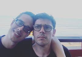 Special: la storia di Ryan O'Connell, gay e disabile