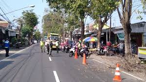 2 gerobak ludes sultan borong!!ajian semar kuning asli penakluk wanita ampuh, begini mantranya! Website Resmi Pemerintah Kota Kediri