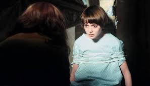 Stranger Things Review 2 08 The Mind Flayer 411mania The gnome squidling was originally conceived by todd and meagan kenreck, several creators like richard whitters and max dunbar drew pictures of the gnome mind flayers in action during a fun. stranger things review 2 08 the mind