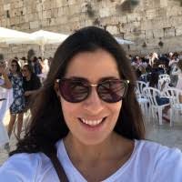 200+ perfiles de «Harari»