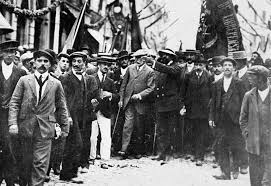 De otra forma no podrás desarrollar tu personalidad. El Primero De Mayo Y La Gran Guerra En Espana 1915