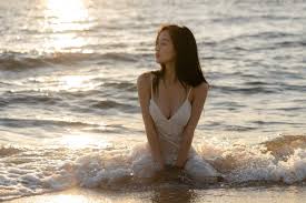 Thông tin về cô nàng vũ phương anh (1996), cô nàng nổi tiếng với danh xưng hoa khôi báo chí hiện đang là tâm điểm chú ý của cư dân mạng. VÅ© PhÆ°Æ¡ng Anh Aka Jun VÅ© Full Bá» áº£nh