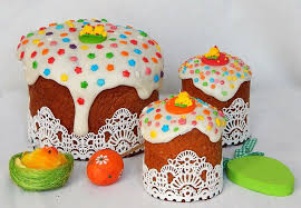 Также в субботу перед пасхой обязательно нужно раздать милостыню всем нуждающимся, а родственникам и близким подготовить подарки. Ylwtnurv2tqvm