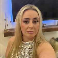 Do any hairdressers in town have space for a trim tomorrow or Friday?