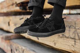 Clive In 2019 All Black Sneakers Fashion Shoes