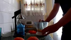 Encuentra exprimidor de jugo de naranja manual en mercadolibre.com.ve! Exprimidor De Naranjas Electrico Vs Manual Youtube