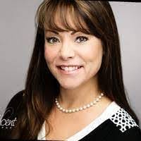 Marisa Dennis's Instagram, Twitter & Facebook