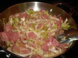 Crumble the corn beef over the cabbage. Corned Beef With Cabbage Island Style Youtube
