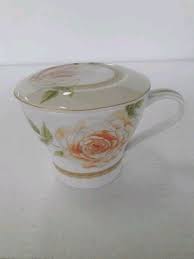 Menjual berbagai perlengkapan dapur.dan peralatan rumah tangga.dengan model yg unik dan cantik yg pasti harganya murah ya bunda.dengan. Beli Gelas Original Korea Desaign French Rose Orange Mug St James Original Korea Gelas St James Original Peralatan Rumah Tangga Origina Mugs Tea Cups Glassware