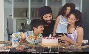 And you can use them for free too! Allu Arjun Cuts Birthday Cake With Wife Sneha And Kids Ayaan Arha See Pics