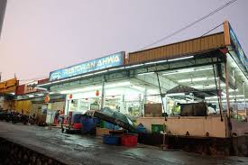 Restaurant ahwa (新青山亚华福建面) located in jalan 222, petaling jaya serves one of the best hokkien mee. Kl Hokkien Mee Where S The Best Your Favourite Rebecca Saw