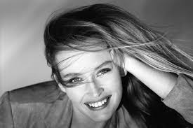 Estelle Lefébure : ses photos quand elle était jeune