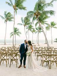 A Florida Keys Micro Wedding All Started By A Pup Wedding Beach Ceremony Simple Beach Wedding Wedding