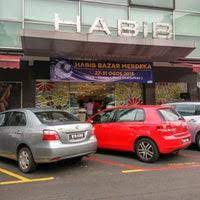 It operates in the clothing and clothing accessories stores industry. Habib Jewels Pandora Ampang Point