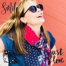 Tara Wenzel's Instagram, Twitter & Facebook