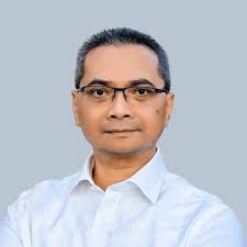 Are you afraid of AI? Technology has always happened, the tractor 🚜 the  car 🚗 the computer 🖥️ the plane ✈️ the boat 🚤 the sword ⚔️ books 📚…  these were things