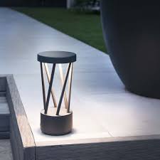 A Led Sockelleuchte Twist Aus Aluminium In Dunkelgrau Ip65 Faro 71286 In 2020 Sockelleuchte Led Aluminium